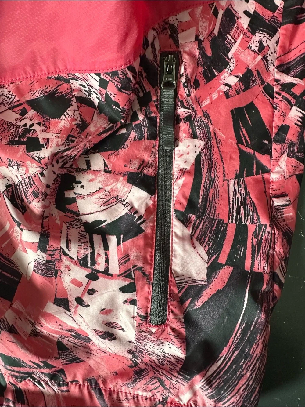 The North Face Pink Patterned Hooded Lightweight Jacket Girls 14/16